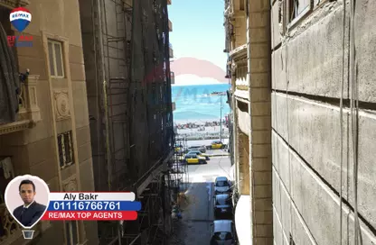 Apartment - 3 Bedrooms - 2 Bathrooms for sale in Abdel Salam Aref St. - Laurent - Hay Sharq - Alexandria
