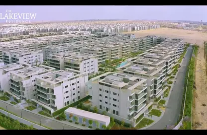 Apartment - 2 Bedrooms - 2 Bathrooms for sale in Lake View Residence 2 - 5th Settlement Compounds - The 5th Settlement - New Cairo City - Cairo