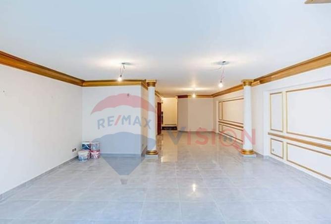 8444595 - Property Image 3