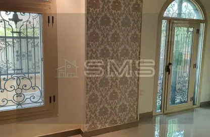 Apartment - 3 Bedrooms - 2 Bathrooms for rent in Doctor Yassin Abdel Ghaffar St. - Area C - Ganoob El Acadimia - New Cairo City - Cairo