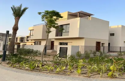 Villa - 3 Bedrooms - 4 Bathrooms for sale in Sodic East - 6th District - New Heliopolis - Cairo
