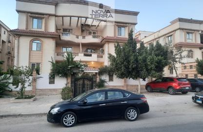 Apartment - 5 Bedrooms - 3 Bathrooms for sale in Touristic Zone 6 - Touristic Zone - Al Motamayez District - 6 October City - Giza