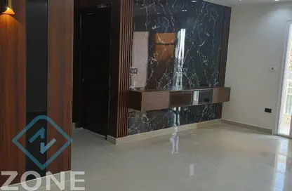Apartment - 2 Bedrooms - 1 Bathroom for sale in Madinaty - Cairo