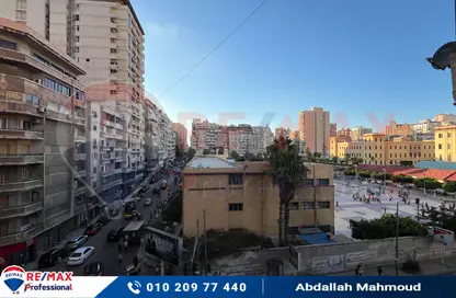 Apartment - 3 Bedrooms - 2 Bathrooms for sale in Al Ekbal St. - Laurent - Hay Sharq - Alexandria