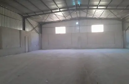 Warehouse - Studio - 1 Bathroom for rent in New Obour City - Qalyubia