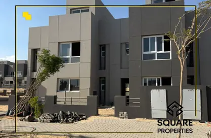Townhouse - 3 Bedrooms - 3 Bathrooms for sale in Kayan - Sheikh Zayed Compounds - Sheikh Zayed City - Giza