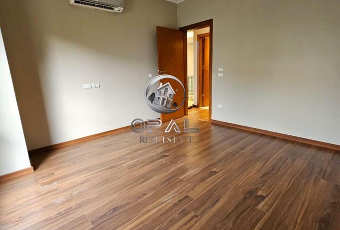 8137002 - Property Image 3