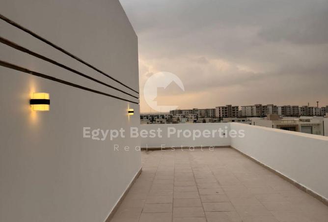 8244977 - Property Image 3