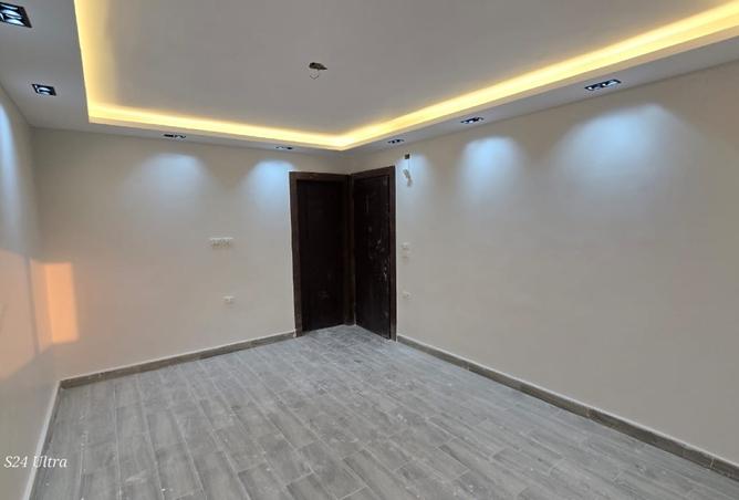 8215392 - Property Image 2