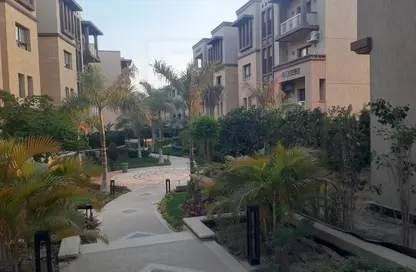 Apartment - 3 Bedrooms - 2 Bathrooms for sale in Green 5 - 6 October Compounds - 6 October City - Giza