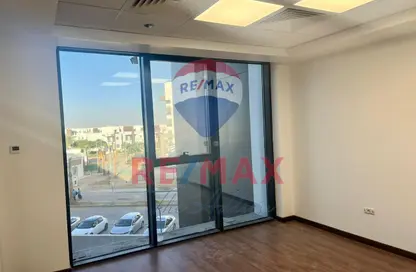 Office Space - Studio - 2 Bathrooms for rent in Hyde Park - 5th Settlement Compounds - The 5th Settlement - New Cairo City - Cairo