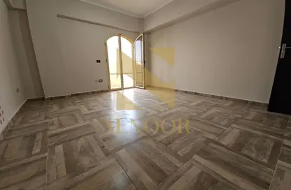 شقة - 3 غرف نوم - 3 حمامات للايجار في 6 ويست - بيفرلي هيلز - كمبوندات الشيخ زايد - الشيخ زايد - الجيزة