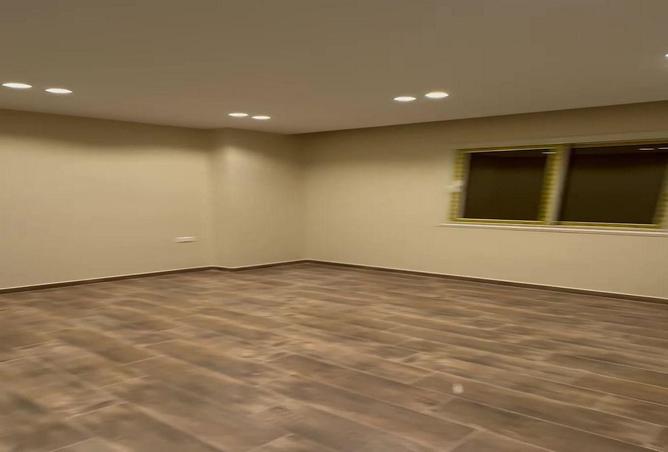 8452367 - Property Image 2