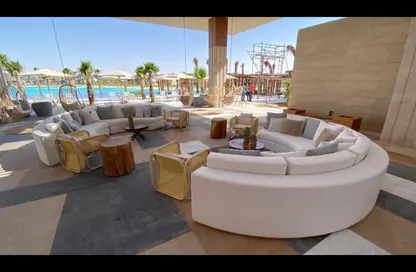 منزل مزدوج - 6 غرف نوم - 4 حمامات للبيع في سوان ليك الساحل الشمالي - قسم الضبعة - الساحل الشمالي