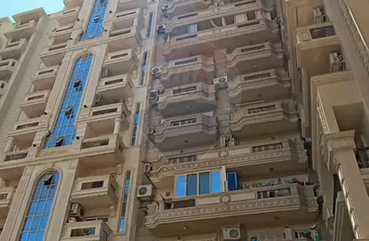 شقة - 3 غرف نوم - 2 حمامات للايجار في سموحة - حي شرق - الاسكندرية