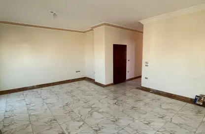 شقة - 3 غرف نوم - 2 حمامات للايجار في شارع سليمان الحلبي - البنفسج 11 - البنفسج - مدينة القاهرة الجديدة - القاهرة