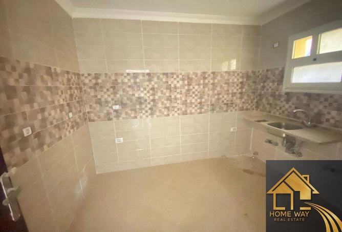 8163323 - Property Image 3