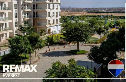 Apartment - 2 Bedrooms - 2 Bathrooms for rent in October Plaza - 6 October Compounds - 6 October City - Giza