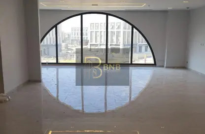 Office Space - Studio - 2 Bathrooms for rent in Mivida - 5th Settlement Compounds - The 5th Settlement - New Cairo City - Cairo