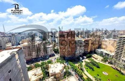 شقة - 3 غرف نوم - 3 حمامات للايجار في جليم - حي شرق - الاسكندرية