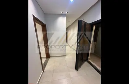 Apartment - 3 Bedrooms - 3 Bathrooms for rent in Omar Ibn Abd al Aziz St. - District 1 - The 5th Settlement - New Cairo City - Cairo