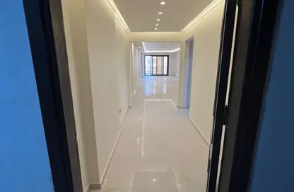 شقة - 3 غرف نوم - 2 حمامات للايجار في فالور سموحة - سموحة - حي شرق - الاسكندرية