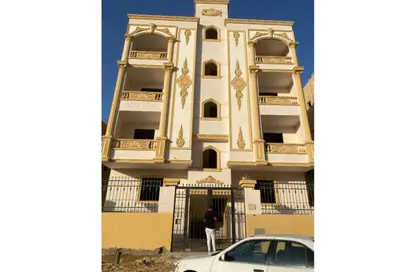 بناية كاملة - 3 غرف نوم - 3 حمامات للبيع في الحي المتميز - مدينة بدر - القاهرة