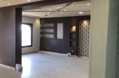 مساحات مكتبية - استوديو - 3 حمامات للايجار في ميدان لبنان - المهندسين - الجيزة