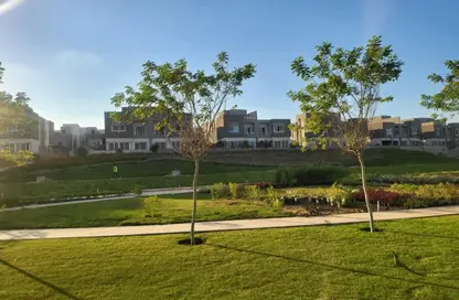 Villa - 5 Bedrooms - 4 Bathrooms for sale in Etapa - Sheikh Zayed Compounds - Sheikh Zayed City - Giza