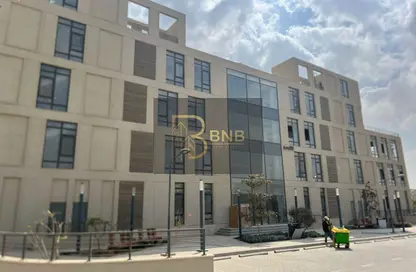 Office Space - Studio - 5 Bathrooms for rent in District 5 - 5th Settlement Compounds - The 5th Settlement - New Cairo City - Cairo