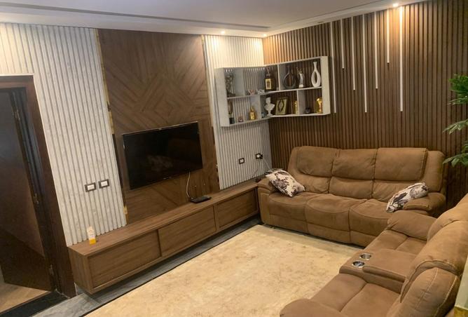 8131338 - Property Image 2