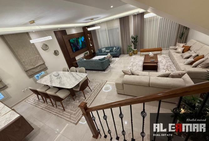 8227990 - Property Main Image