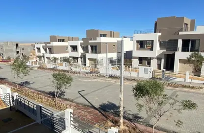 Villa - 5 Bedrooms - 7 Bathrooms for sale in Palm Hills New Cairo - 5th Settlement Compounds - The 5th Settlement - New Cairo City - Cairo