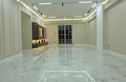 شقة - 3 غرف نوم - 2 حمامات للبيع في البوابة الرابعة - مينا - حدائق الاهرام - الجيزة