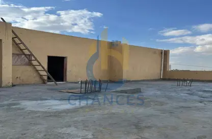 Roof - 2 Bedrooms - 1 Bathroom for sale in Musab Bin Omair St. - Area E - Ganoob El Acadimia - New Cairo City - Cairo