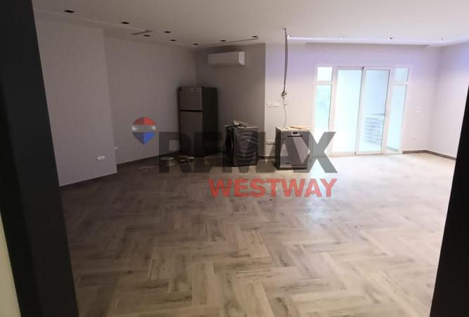 8406178 - Property Main Image