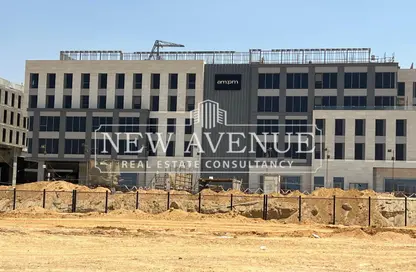 Office Space - Studio - 1 Bathroom for sale in Swan Lake Residence - 5th Settlement Compounds - The 5th Settlement - New Cairo City - Cairo