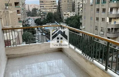 Apartment - 3 Bedrooms - 2 Bathrooms for sale in 8th Zone - Nasr City - Cairo