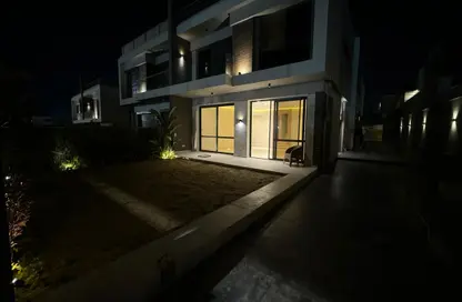 منزل مزدوج - 3 غرف نوم - 3 حمامات للايجار في باتيو الزهراء - كمبوندات الشيخ زايد - الشيخ زايد - الجيزة