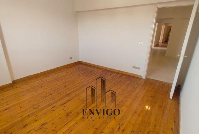 8215175 - صورة العقار 2