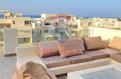 شاليه - 2 غرف نوم - 3 حمامات للبيع في هاسييندا وايت - سيدي عبد الرحمن - الساحل الشمالي