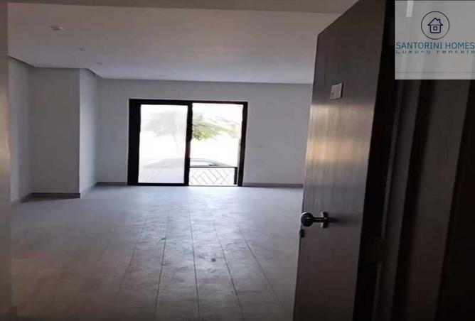 8195613 - Property Image 2