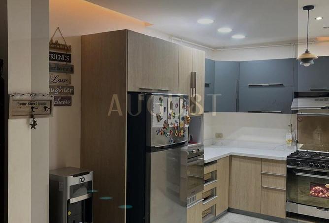 8048982 - Property Image 2