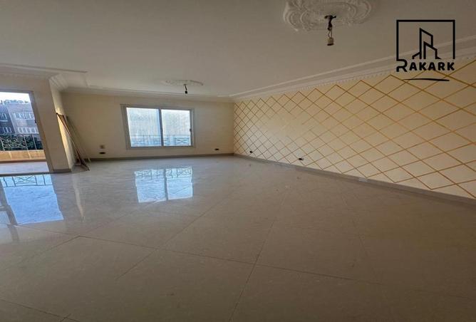 8218329 - Property Image 3