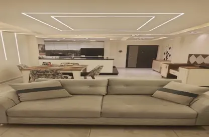 Apartment - 2 Bedrooms - 1 Bathroom for rent in El Rehab Extension - Al Rehab - New Cairo City - Cairo