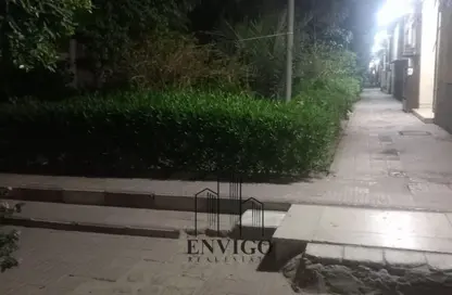 Apartment - 3 Bedrooms - 2 Bathrooms for sale in Omarat Madinet Al Fath St. - Al Hadiqah Al Dawliyah - 7th District - Nasr City - Cairo