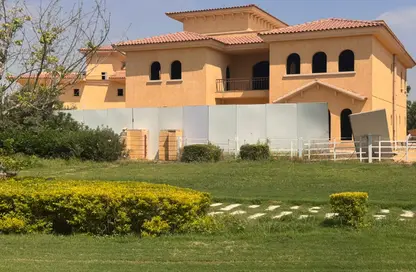 Villa - 5 Bedrooms - 5 Bathrooms for sale in Madinaty - Cairo