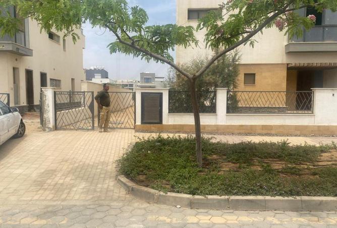 8357669 - Property Image 3