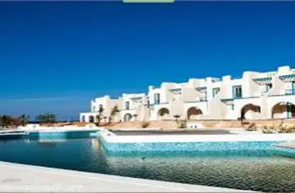 Chalet - 3 Bedrooms - 3 Bathrooms for sale in Mountain View - Ras Al Hekma - North Coast