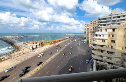 Apartment - 4 Bedrooms - 5 Bathrooms for sale in Laurent - Hay Sharq - Alexandria